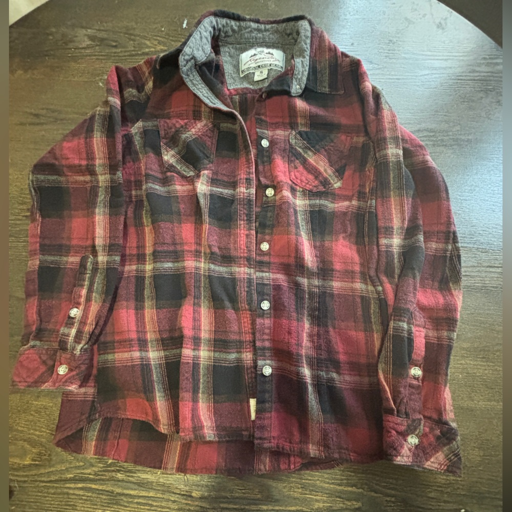 Legendary Whitetails Red and Black Plaid Shirt